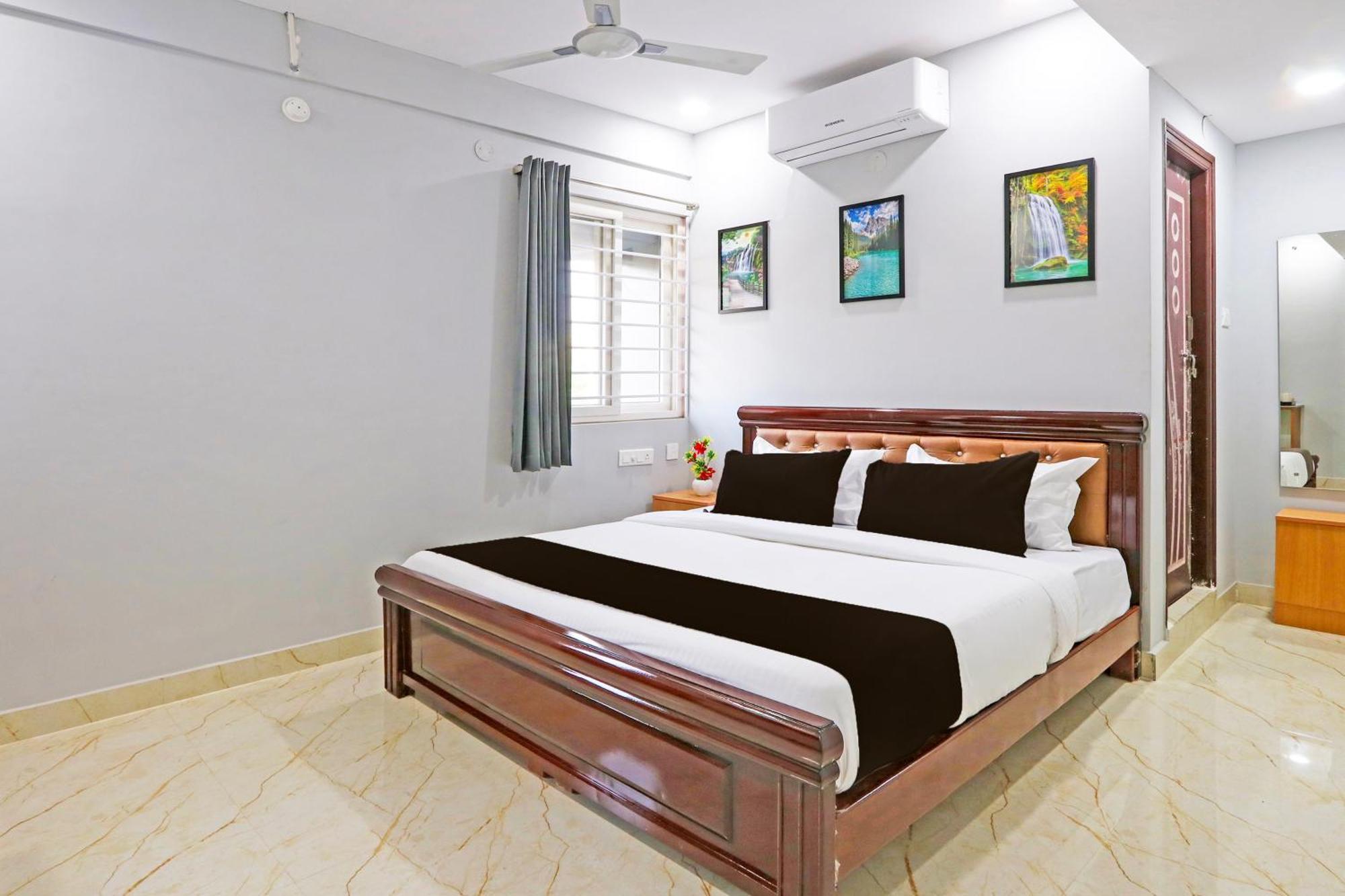 Super Townhouse Qualia Elite S R Nagar Hotel Hyderabad Exterior photo
