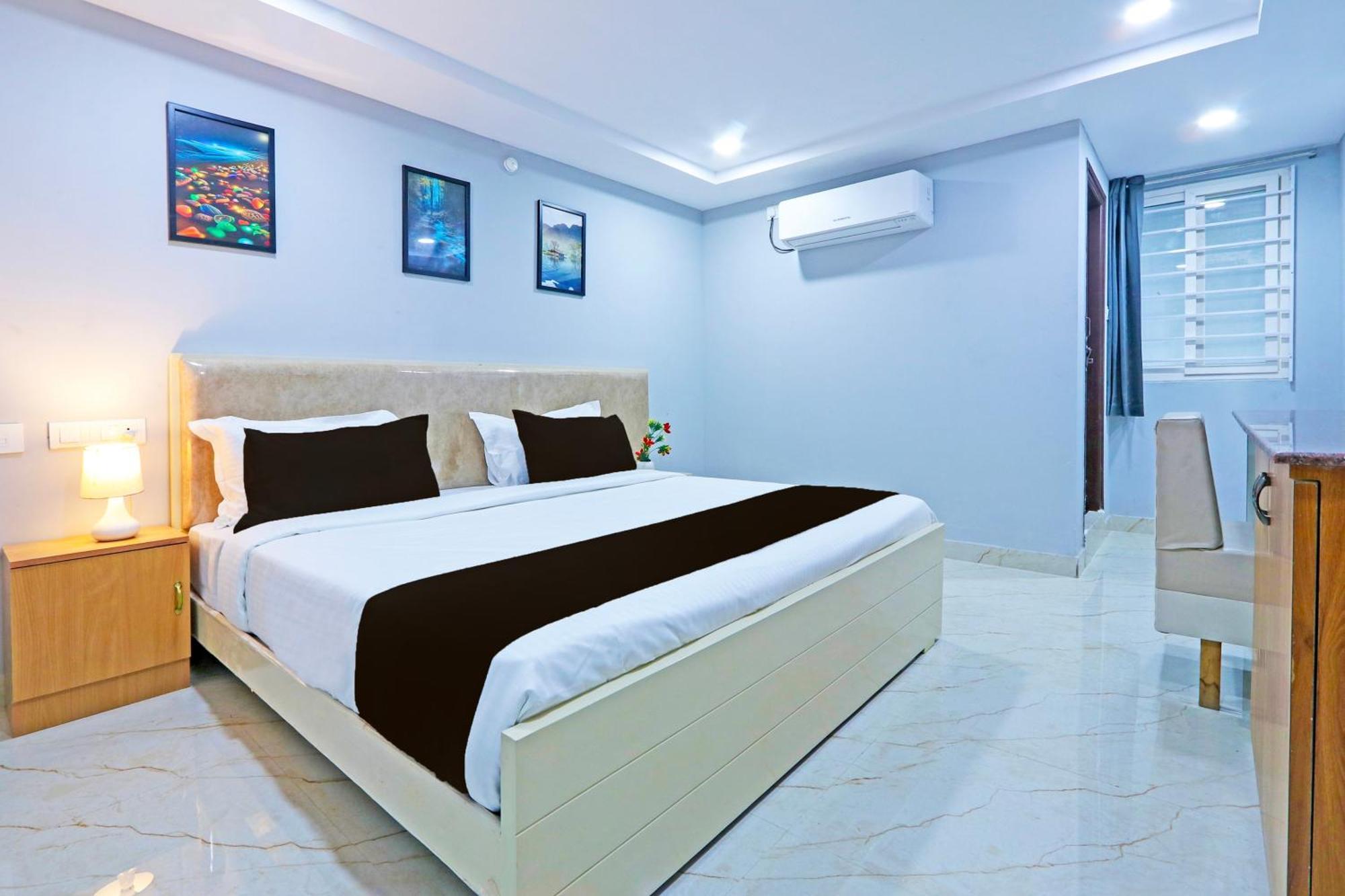 Super Townhouse Qualia Elite S R Nagar Hotel Hyderabad Exterior photo